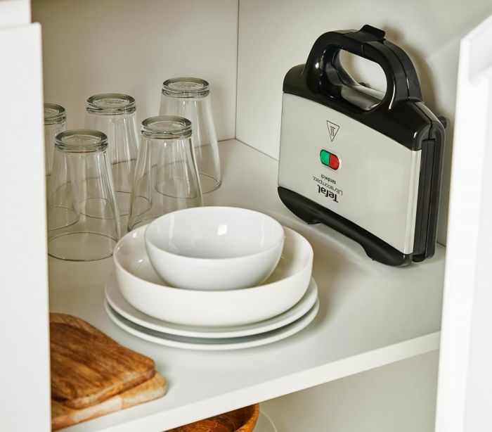 Сендвічмейкер Tefal Ultracompact 700Вт, 1 пластина-сендвіч, корпус-нержав.сталь/пластик, чорний