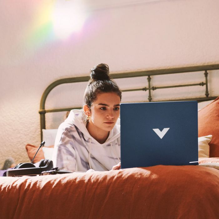 Ноутбук HP Victus 15-fb1002ua 15.6" FHD IPS AG, AMD R5-7535HS, 16GB, F512GB, NVD2050-4, DOS, синій