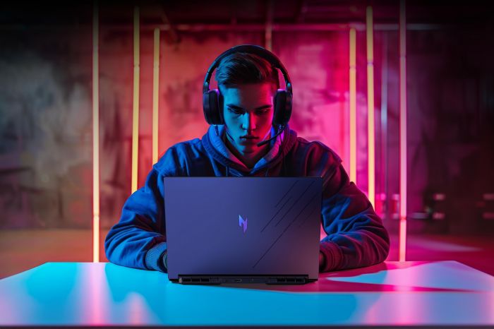 Ноутбук Acer Nitro V 16 ANV16-71 16" WUXGA IPS, Intel i7-14650HX, 32GB, F1TB, NVD4060-8, Lin, чорний