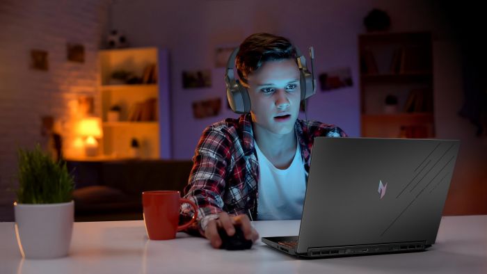 Ноутбук Acer Nitro V 16 ANV16-71 16" WUXGA IPS, Intel i7-14650HX, 16GB, F1TB, NVD4050-6, Lin, чорний