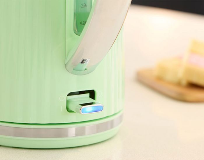 Електрочайник Russell Hobbs Eden, 1.7л, нержавіюча сталь, пластик, фісташковий