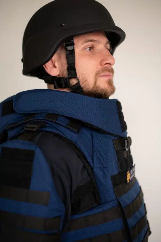 Бронекостюм демінера Українська Броня Ладомир, клас захисту ДСТУ 2, розмір L, синій