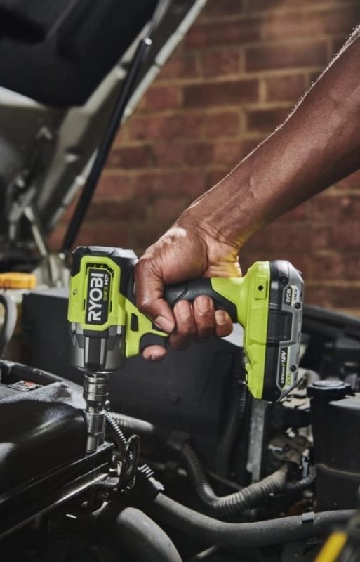 Гайковерт ударний акумуляторний Ryobi ONE+ HP RIW18C-0 18В 2800об·хв 450Нм 1/2" 4 швидкості 1.2кг без АКБ та ЗП