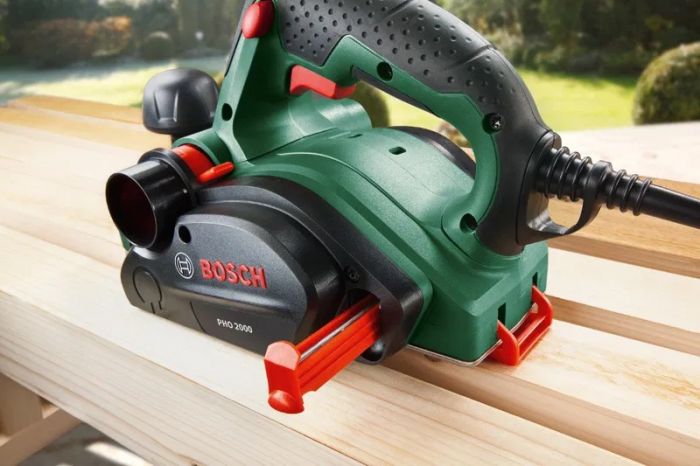 Рубанок Bosch PHO 2000 380Вт 80мм стругання до 2мм 2.58кг