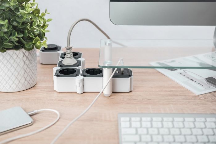 Блок розеток DIGITUS Flexible, 4xSchuko 16A, 2xUSB 2.4A, вимикач