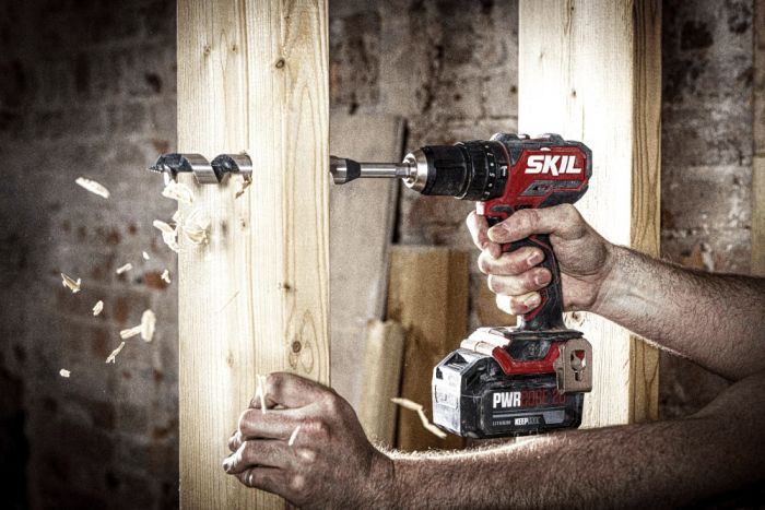 Шурупокрут-дриль ударний акумуляторний SKIL 3075 CA Compact 20В 1х2.5А·год 60Нм 500·180об·хв 0.9кг