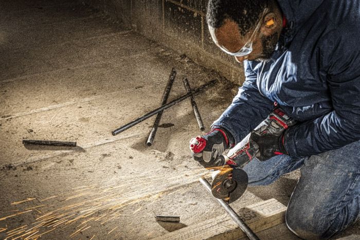 Шліфмашина кутова акумуляторна SKIL 3930 CB XP 125мм безщіткова 20В 8500об·хв VRS+ плав. пуск 1.88кг без АКБ та ЗП