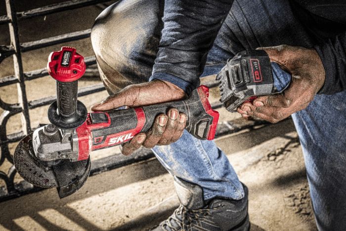 Шліфмашина кутова акумуляторна SKIL 3930 CB XP 125мм безщіткова 20В 1х2.5А·год 8500об·хв VRS+ плав. пуск 1.88кг