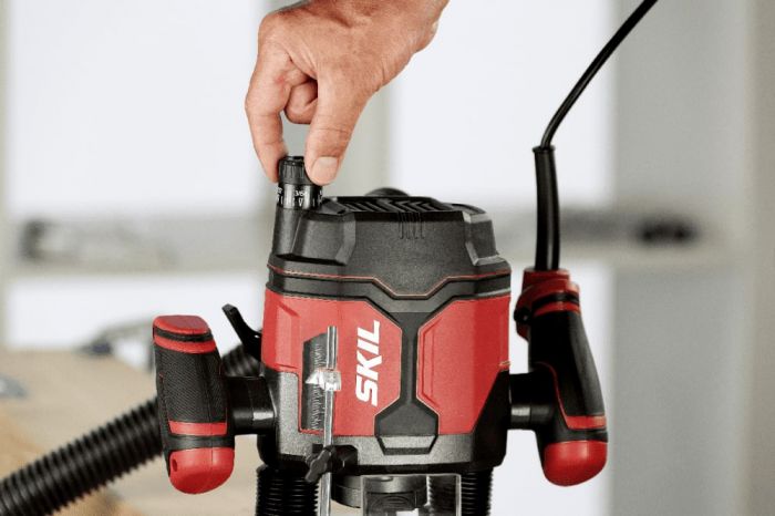 Фрезер SKIL 1860 AA 1400Вт цанга 6/6.35/8мм 30000об·хв 3.7кг