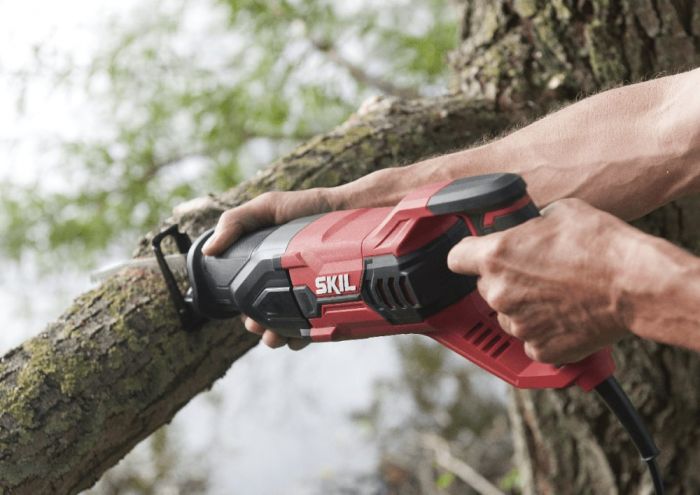 Пила шабельна SKIL 4961 AA 900Вт пропил 200мм хід 29мм 3кг