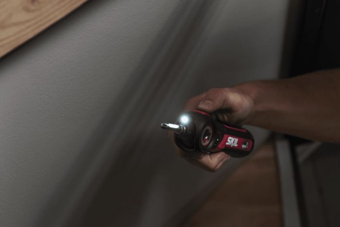 Викрутка акумуляторна SKIL 2714 GA 4В акб 0.8А·год 5Нм 240об·хв