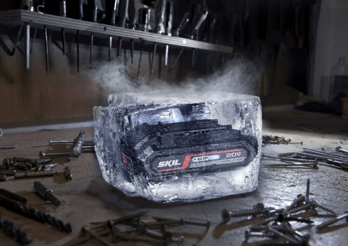 Набір акумулятора та зарядного пристрою SKIL 3110 AA 20В, ЗУ 2.4А, 1х2.5А•год , 0.95кг