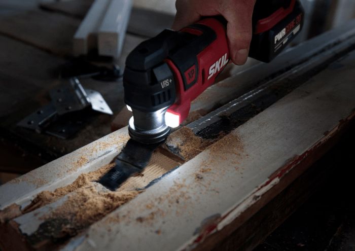 Багатофункціональний інструмент акумуляторний реноватор SKIL 3650 CB XP 20В 1х2.5А·год 11000-17000об·хв кут коливань 1.8° 1.1кг