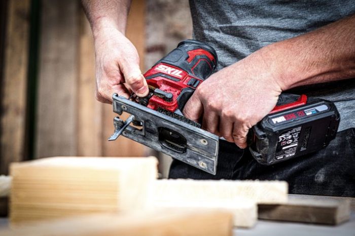 Лобзик акумуляторний SKIL 3440 CA Compact безщітковий 20В 1х2.5А·год 3500об·хв хід 23мм 1.5кг