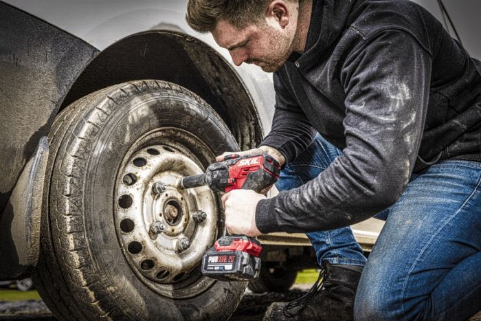 Гайковерт ударний SKIL 3285 CA XP безщітковий 20В до 2850об·хв 700Нм 2.25кг без АКБ та ЗП