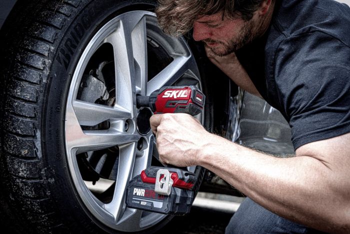 Гайковерт ударний SKIL 3265 CA Compact безщітковий 20В до 2850об·хв 250Нм 0.9кг без АКБ та ЗП