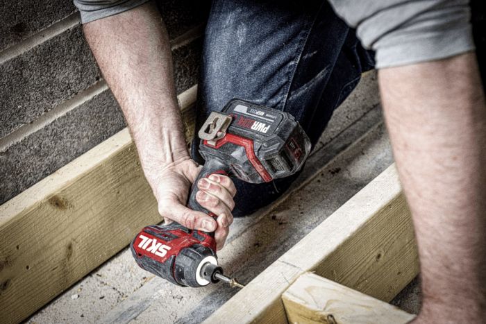 Гвинтоверт імпульсний SKIL 3225 CA Compact 20В 1800·2500·3100об·хв 250Нм 0.9кг без АКБ та ЗП