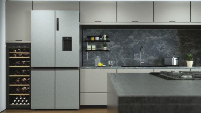 Холодильник Haier для вина, 127x49.7х58, мороз.відд.-198л, зон - 1, бут-84, ST, дисплей, чорний