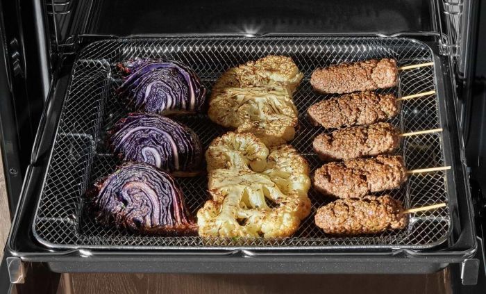 Плита Hansa комбінована, 65л, 50x60см, дисплей, конвекція, чавун, білий