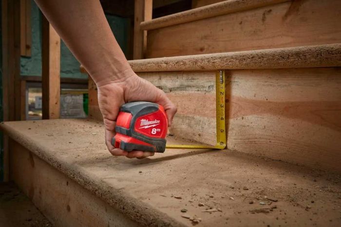 Рулетка Milwaukee Pro Compact , 8мх25мм, з фіксатором змотування, АБС-пластик