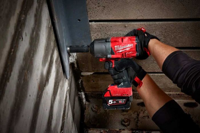 Гайковерт ударний акумуляторний Milwaukee M18 ONEFHIWF34-502X 18В АКБ 2х5А·год 0-1800об·хв 2034Нм 3/4" ЗП M12-18FC кейс 3.5кг