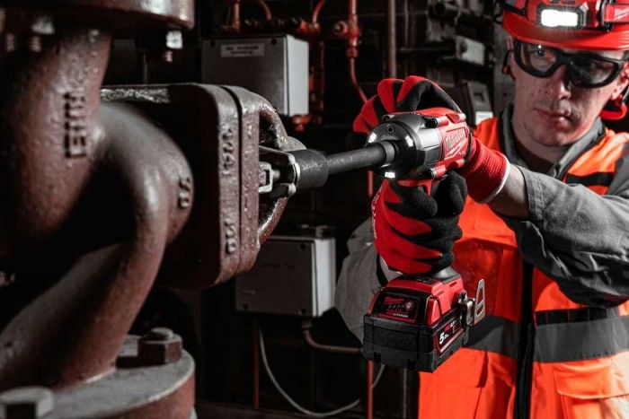 Гайковерт ударний акумуляторний Milwaukee M18 FMTIW2F12-502X 18В АКБ 2х5А·год 0-2575об·хв 881Нм 1/2" ЗП M12-18FC кейс 6.28кг