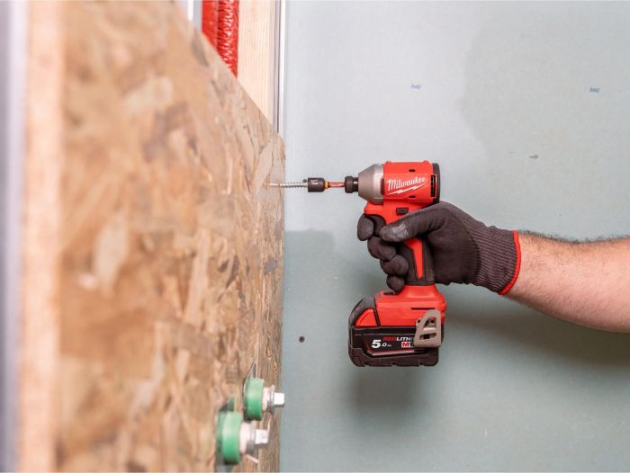 Гвинтоверт ударний акумуляторний Milwaukee M18 BLIDRC-0 18В 0-3600об·хв 190Нм 1.3кг без АКБ та ЗП