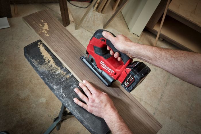 Лобзик акумуляторний Milwaukee M18 FJS-0X 18В 3500об·хв хід 25мм кейс 2.9кг без АКБ та ЗП