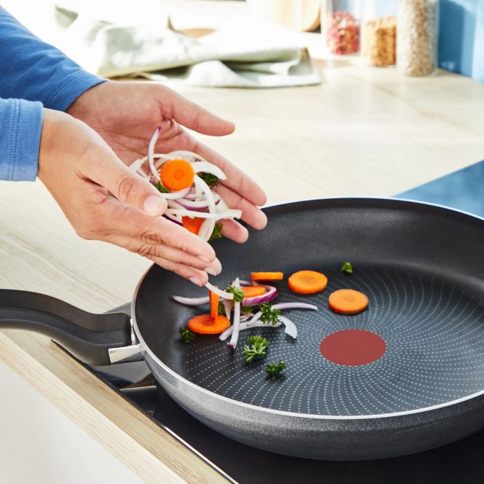 Сковорода Tefal So' Light, 26см, алюміній, бакеліт, чорний