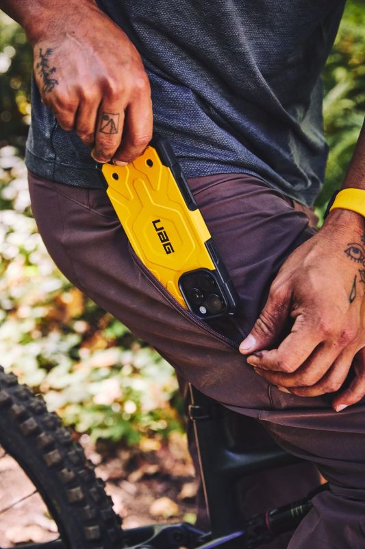 Чохол UAG для iPhone 16 Pro Max, Pathfinder Magsafe, Heritage Yellow