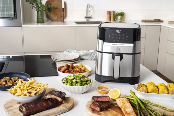 Мультипіч OBH Nordica EasyFry&Grill, 1550Вт, чаша-4.2л, сенсорне керув., від 40°C до 200°C, пластик, чорно-сірий