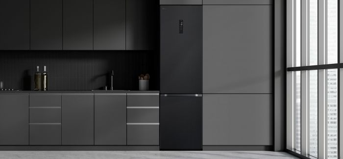 Холодильник LG з нижн. мороз., 203x60х68, холод.відд.-277л, мороз.відд.-110л, 2дв., А++, NF, інв., диспл зовн., Metal Fresh, чорний