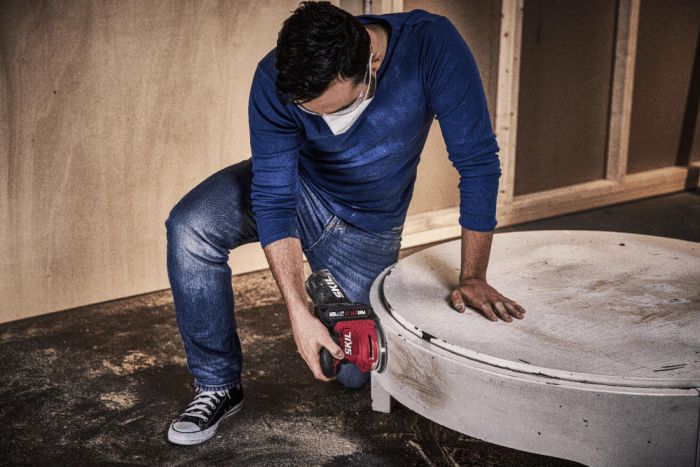 Шліфмашина ексцентрикова акумуляторна SKIL 3746 CA 20В безщіткова 125 мм 11000-22000кол·хв 1.2кг без АКБ та ЗП