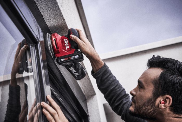 Шліфмашина ексцентрикова акумуляторна SKIL 3746 CA 20В безщіткова 125 мм 11000-22000кол·хв 1.2кг без АКБ та ЗП