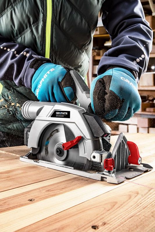 Пила дискова акумуляторна GRAPHITE Energy+ 18В безщітковий 165мм 2.95кг без АКБ та ЗП