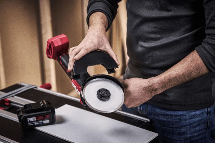 Шліфмашина кутова акумуляторна SKIL 3923 CA 125мм 20В безщіткова 10000об·хв плав. пуск 1.63кг без АКБ та ЗП