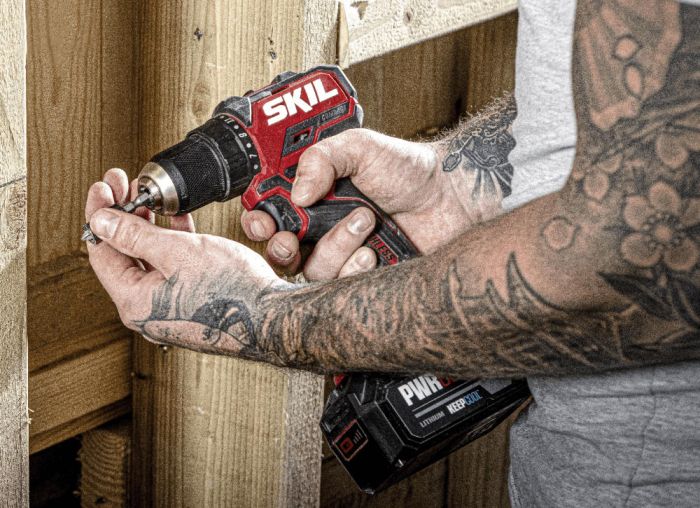 Шурупокрут-дриль акумуляторний SKIL 3065 CA Compact 20В безщітковий 1х2.5А·год 60Нм 500·1800об·хв 0.9кг