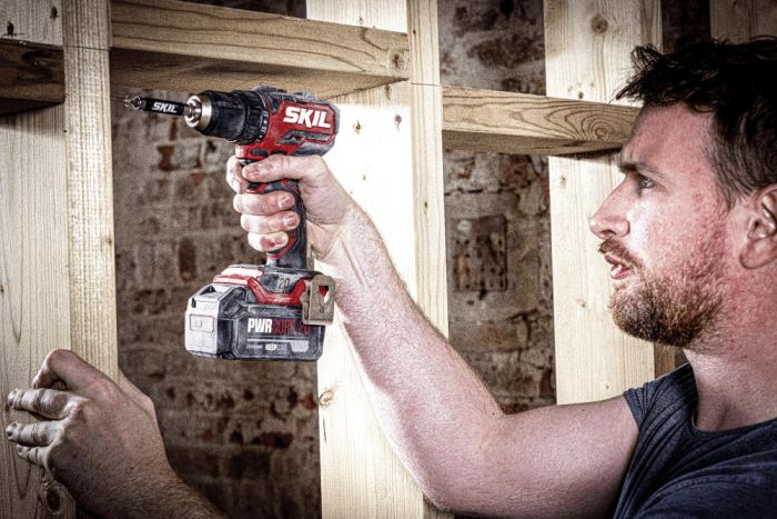 Шурупокрут-дриль акумуляторний SKIL 3065 CA Compact 20В безщітковий 60Нм 500·1800об·хв 0.9кг без АКБ та ЗУ