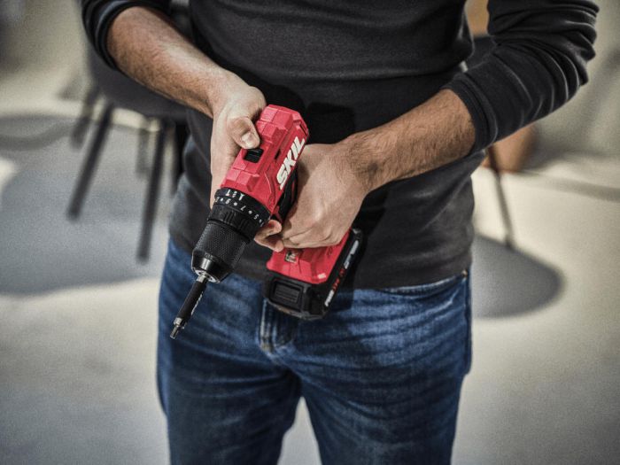 Шурупокрут-дриль ударний акумуляторний SKIL 3021 CA 20В безщітковий 55Нм 450·1700об·хв 0.92кг без АКБ та ЗУ