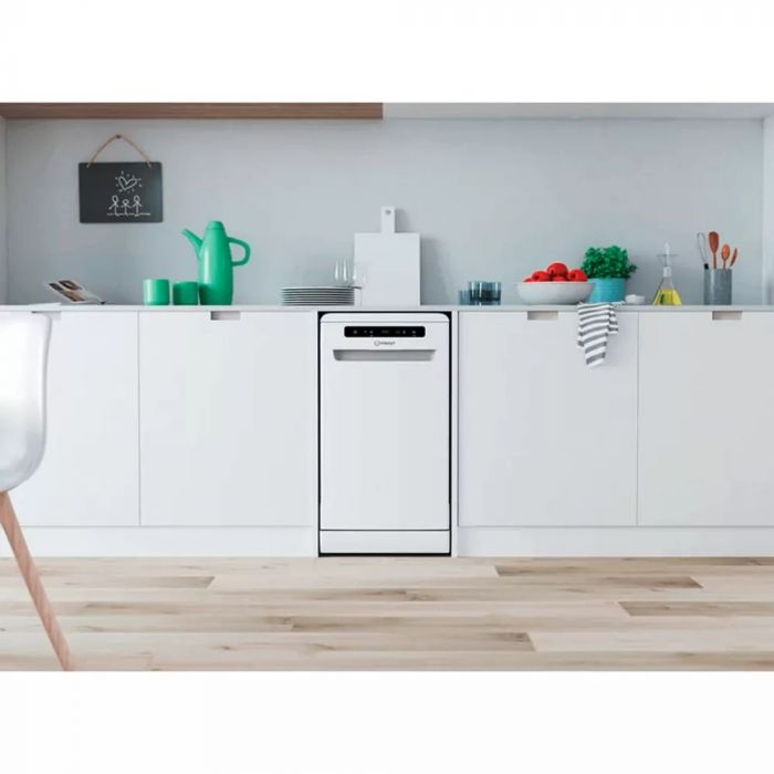 Посудомийна машина Indesit, 10компл., A+, 45см, білий