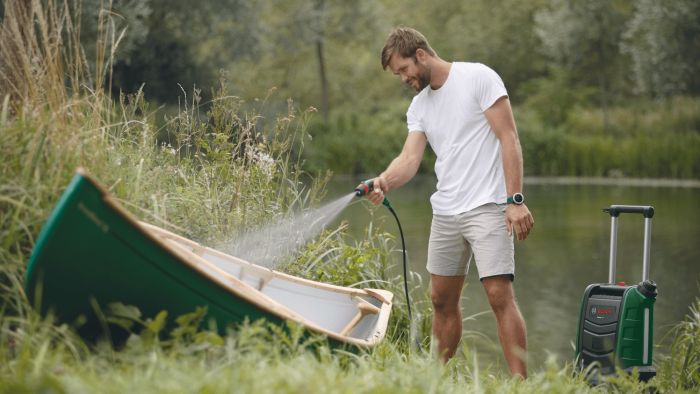 Мінімийка акумуляторна Bosch Fontus 18V 18В  20бар 386л/год 7.5кг без АКБ і ЗП