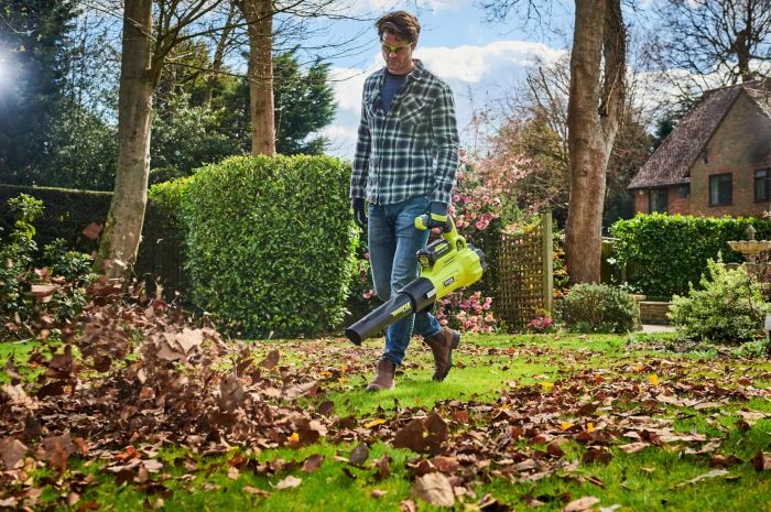 Повітродув садовий акумуляторний Ryobi Max Power RY36BLXA-140P 36В акб 1х4А·год ЗП 176км/год 3.5кг