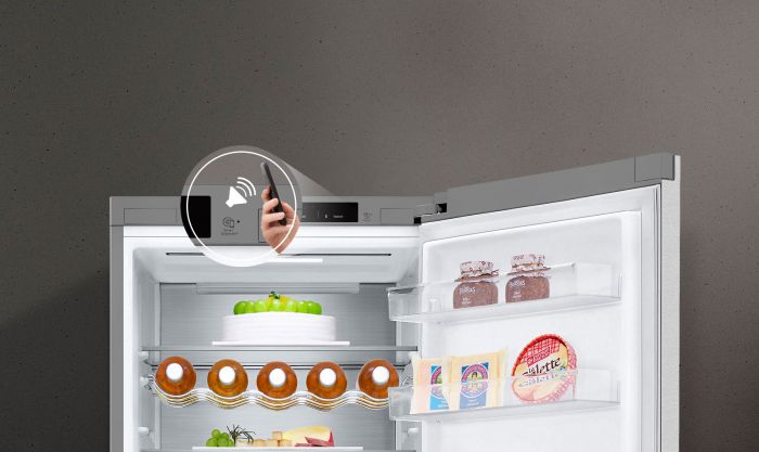 Холодильник LG з нижн. мороз., 203x60х68, холод.відд.-277л, мороз.відд.-107л, 2дв., А++, NF, інв., диспл внутр., Fresh Сonverter, Metal Fresh, сріблястий