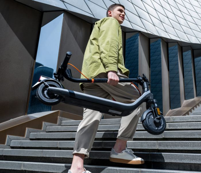 Електросамокат Segway-Ninebot E2 E II, чорний