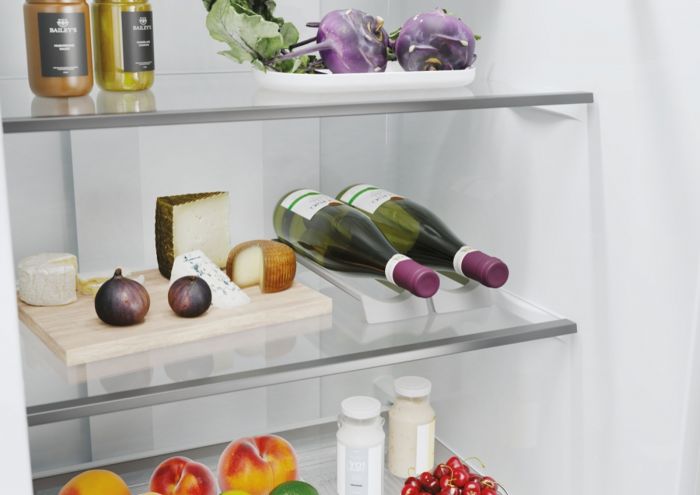 Холодильник Candy з нижн. мороз., 182.5x54.5х60, холод.відд.-197л, мороз.відд.-82л, 2дв., А+, NF, білий