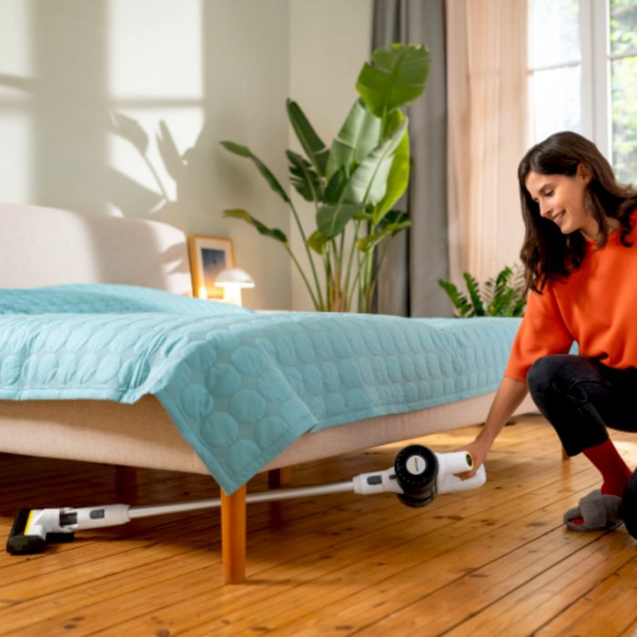 Пилосос Karcher безпровідний KVA 2, конт пил -0.6л, автон. робота до 40хв, вага-2.06кг, білий