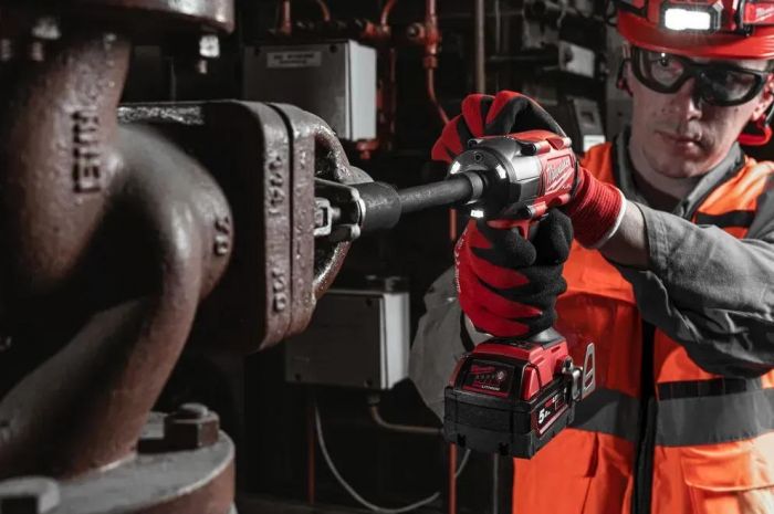 Гайковерт ударний акумуляторний Milwaukee M18 FMTIW2F12-0 18В 0-2575об·хв 881Нм 1/2" кейс 2.3кг без АКБ та ЗП