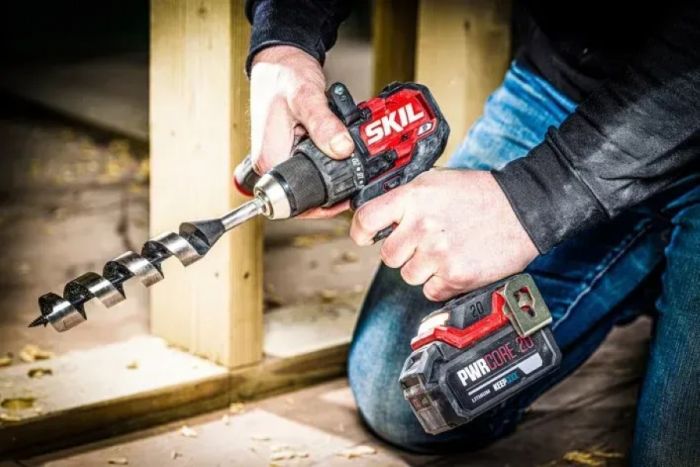 Шурупокрут-дриль акумуляторний SKIL 3080 CA XP 20В 1х5А·год 130Нм 600·2100об·хв 1.55кг