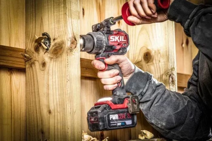 Шурупокрут-дриль акумуляторний SKIL 3080 CA XP 20В 1х5А·год 130Нм 600·2100об·хв 1.55кг