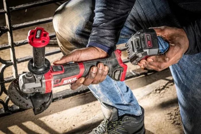 Шліфмашина кутова акумуляторна SKIL 3930 CB XP 125мм безщіткова 20В 1х5А·год 8500об·хв VRS+ плав. пуск 1.88кг